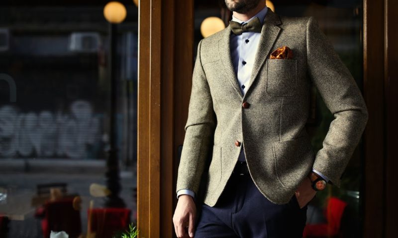 Sharpen up your wardrobe with a bespoke two-piece suit from McCann Bespoke Tailoring, at their brand new, flagship premium premises on Lime Street, London