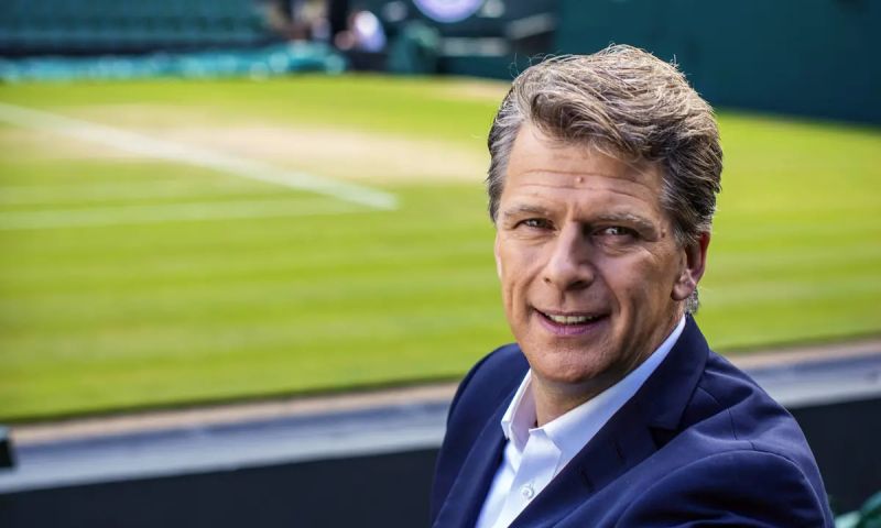 Play Tennis with ex England no 1 Andrew Castle