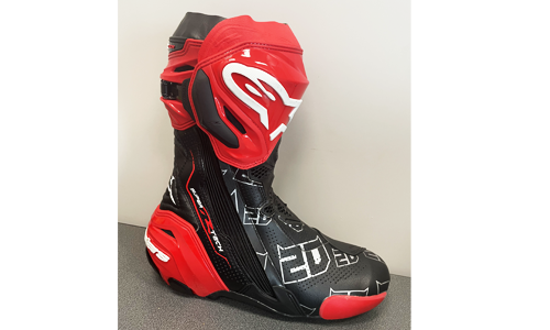 Signed custom Alpinestars boot of MotoGP™ World Champion Fabio Quartararo