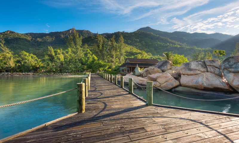 3 NIGHT LUXURY BUTLER EXPERIENCE AT THE WORLD FAMOUS HILL ROCK POOL VILLA IN VIETNAM