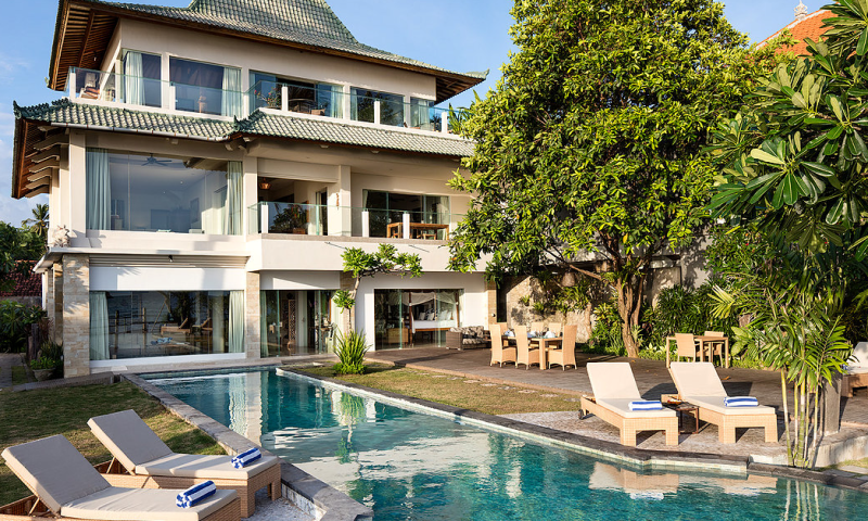 Coco Beach Villa - Candidasa, Bali