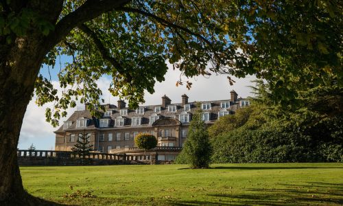 A ROMANTIC GETAWAY AT THE 5* GLENEAGLES HOTEL, ENJOY MICHELIN DINING & CHOICE OF GOLF, SPA, SHOOTING, OR FALCONRY EXPERIENCES FOR TWO, SCOTLAND