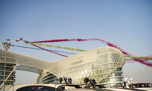 ABU DHABI GRAND PRIX SUPERYACHT WEEKEND HOSPITALITY TRACKSIDE AT THE YAS MARINA CIRCUIT FOR TWO